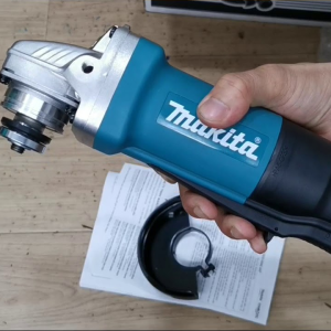 Makita 9556HP Máy mài góc(100mm/840w/công tắc bóp)