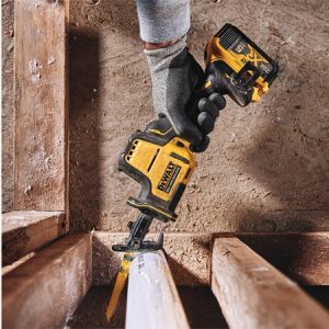 Dewalt DCS369B Máy cưa cầm tay 20V max