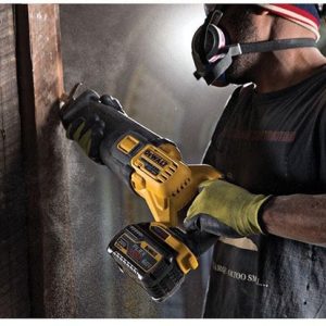 Dewalt DCS388T2-KR Máy cưa cầm tay 54V