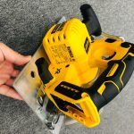 Dewalt DCS570N-KR Máy cưa cầm tay 18V