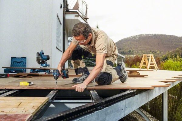 Bosch GDR 18V-200 C Máy vặn vít dùng pin