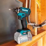 Makita TD003GA201 Máy bắt vít dùng pin(bl)(40v max) kèm 02 pin +  1 sạc
