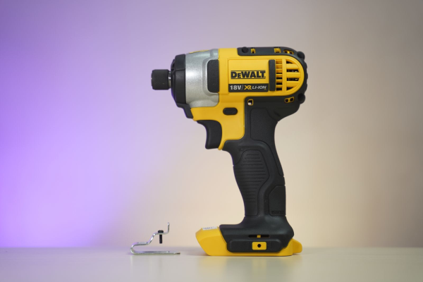 Dewalt DCF885N Máy Vặn Vít Dùng Pin   (không kèm pin sạc)